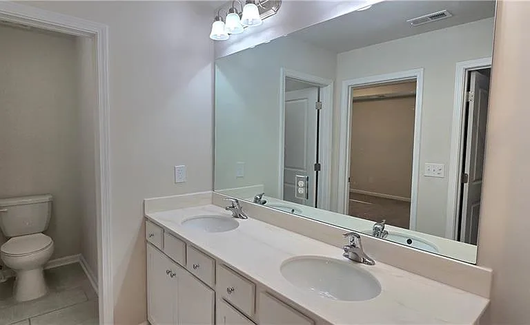 3608 Hidden Valley Cir — Photo 36