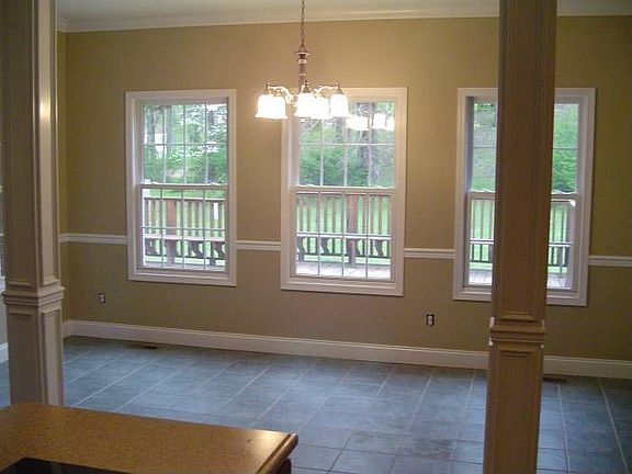 breakfast room