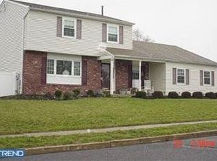 1 Westwood Dr, Sewell, NJ 08080