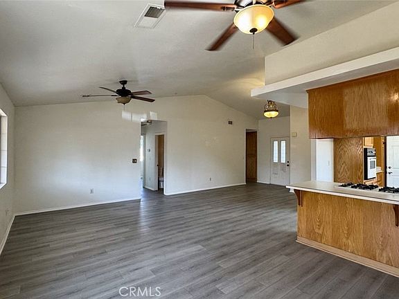 3rd image of 715 Houchin Rd
