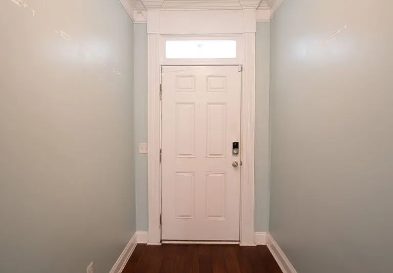 117 Laguna Way — Photo 6