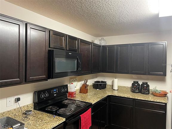 5th image of 2265 Caspian Dr