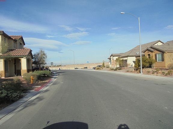 5th image of 4053 Crystal Island Ave