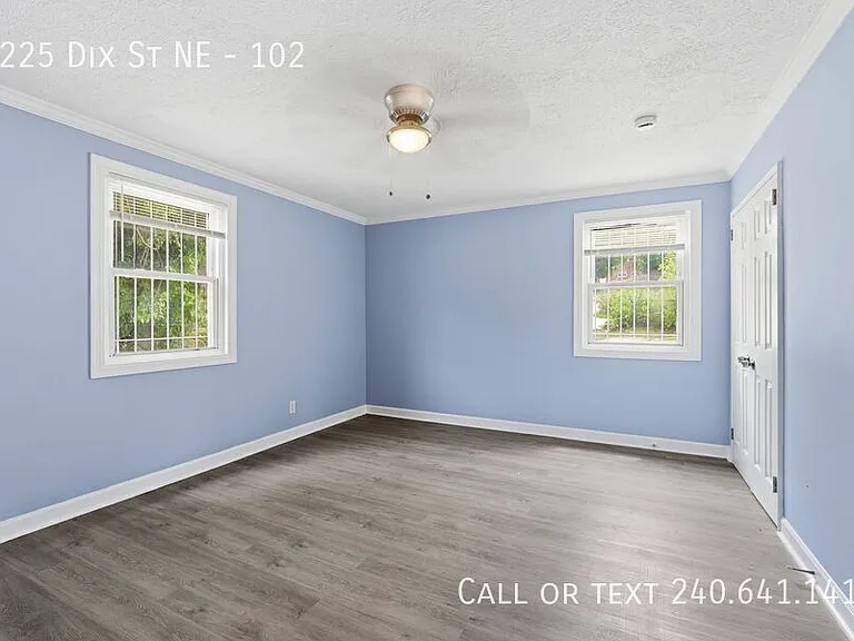 5225 Dix St NE #102 — Photo 15