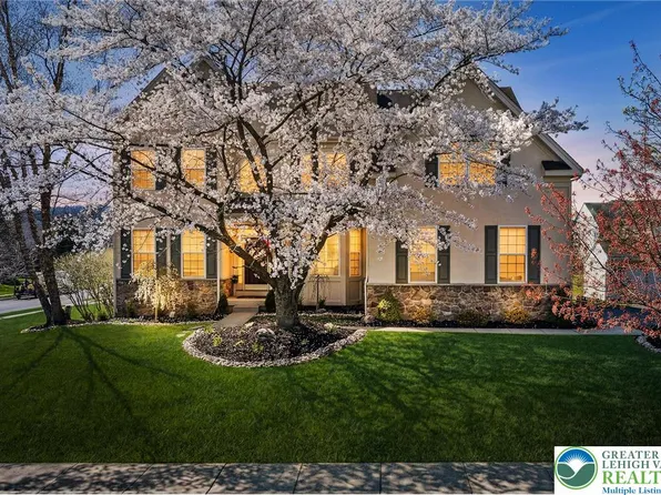 6578 Arbordeau Ln, Macungie, PA 18062