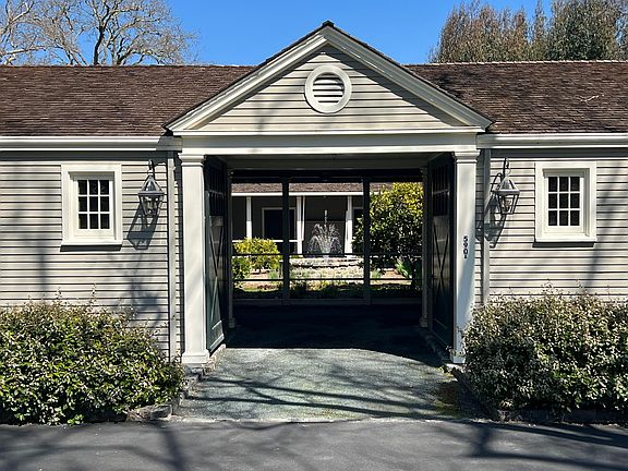 2nd image of 590 Albion Ave