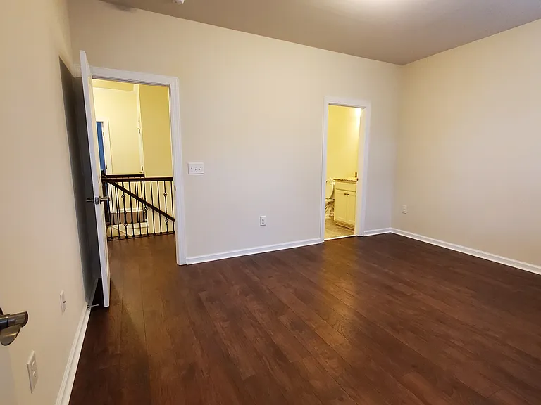 412 Daylin Dr — Photo 42