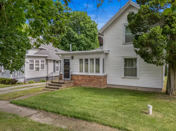 5388 Beecher Rd, Osseo, MI 49266