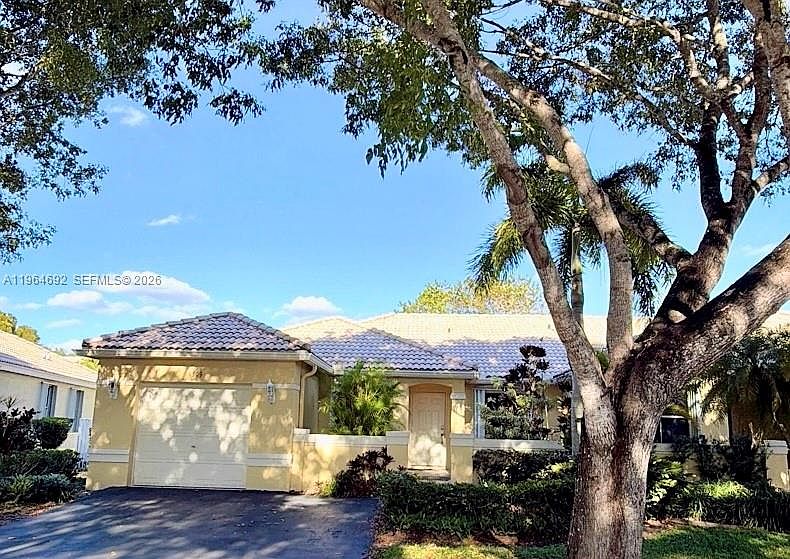 1st image of 4309 Pine Ridge Ct