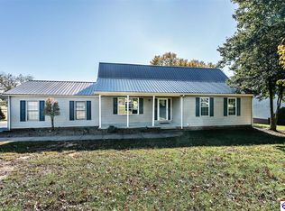 135 Clubhouse Ln, Glasgow, KY 42141