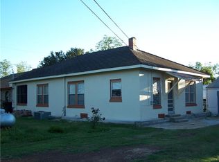 796 Alleyton Rd, Alleyton, TX 78935