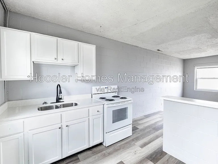 1254 W 23rd St #2 — Photo 19