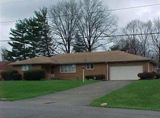 2486 Barth Dr, Youngstown, OH