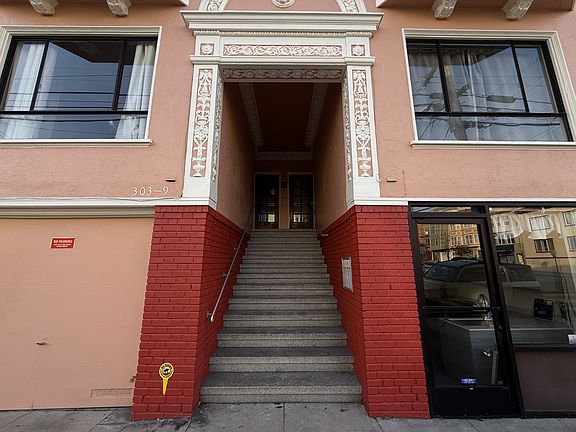 3rd image of 303 22nd Ave