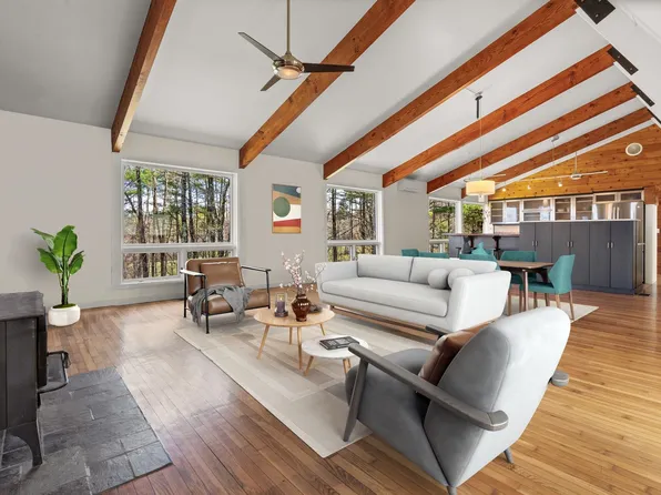 172 Ledge Hill Road, Tuftonboro, NH 03816