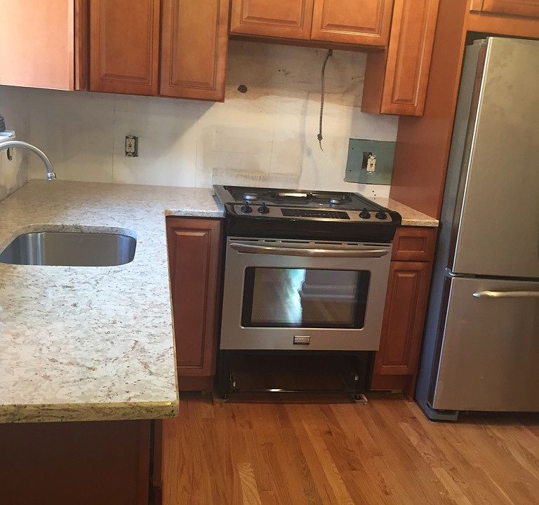 1st image of 2442 Kingsland Ave
