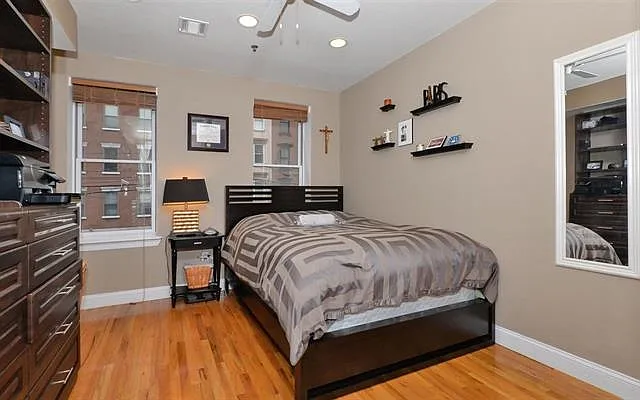 120 Willow Ave #4-2R — Photo 7