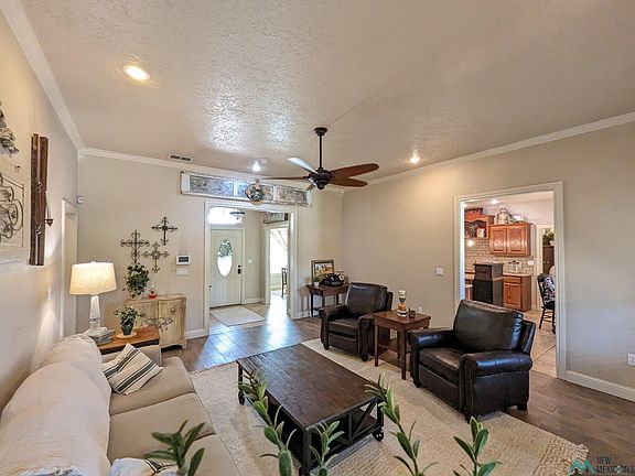 4th image of 2233 Jadyn Ln