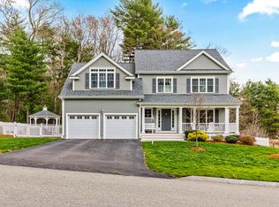 4 Brookmeadow Ln, South Grafton, MA 01560