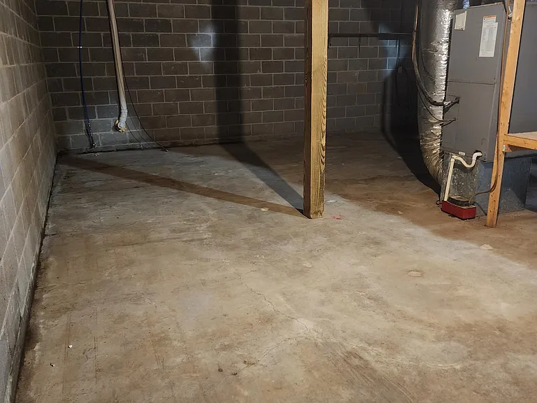 143 W Gate Dr — Photo 32