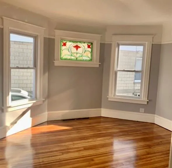 30 Manitou Ave #1 — Photo 3