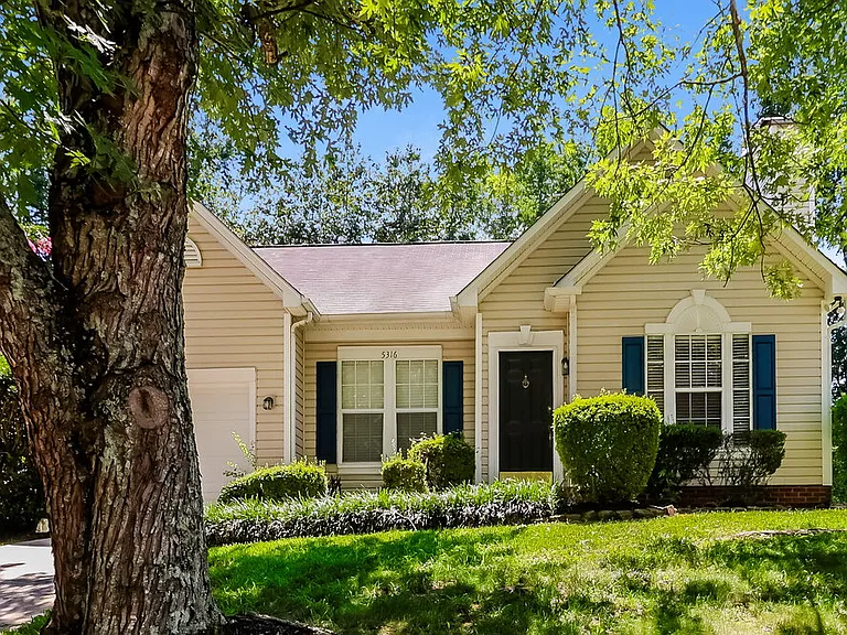 5316 Chinemist Ct — Photo 1