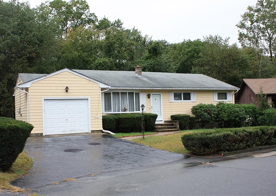 1st image of 22 Doyle Dr