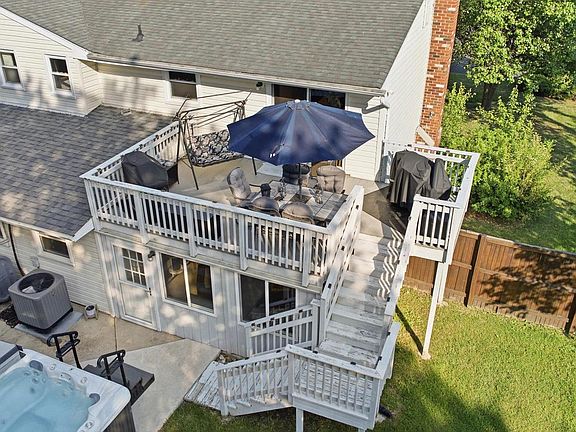 3rd image of 6320 Josephine Rd