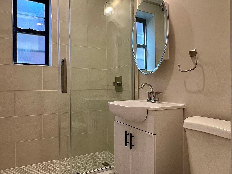 1st image of 140-70 Ash Ave #403B