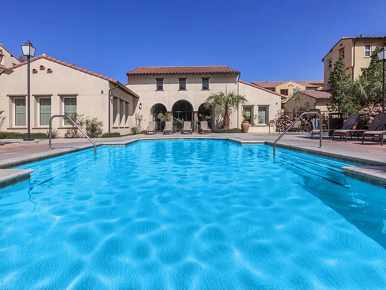 Paseos At Magnolia Luxury Apartments Homes — Photo 6