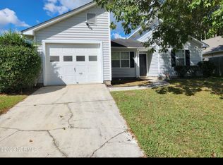 3043 Foxhorn Rd, Jacksonville, NC 28546