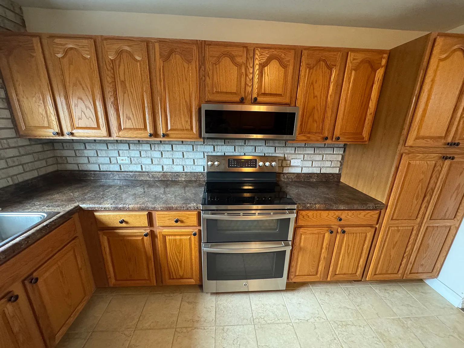 W Nichols Rd, Arlington Heights — Photo 4