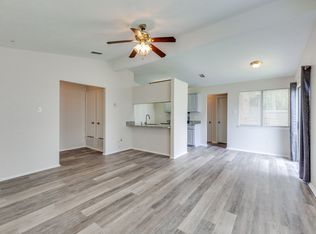 1463 Brook Meadow Cir, Lancaster, TX 75134