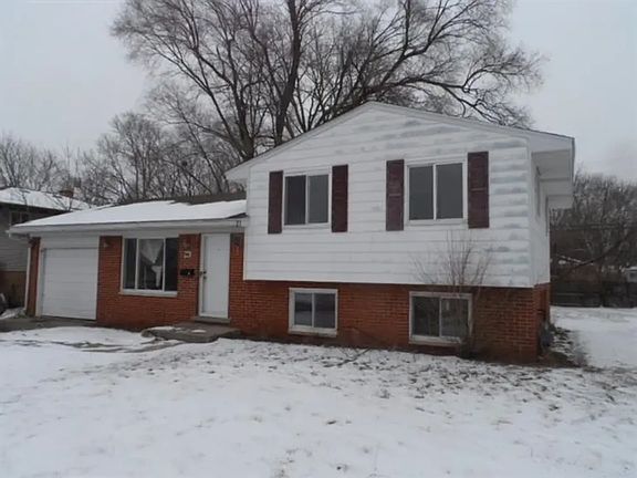 4th image of 633 Onandaga Ave