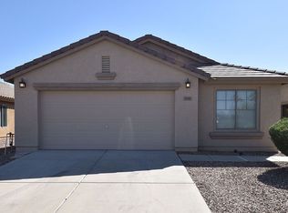 1041 W Desert Hills Dr, San Tan Valley, AZ 85143