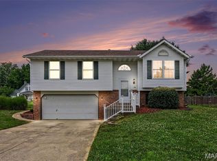 700 Copper Line Rd, Maryville, IL 62062