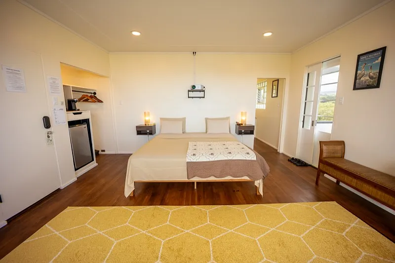 1 bed, 2500 sqft, $2,500 — Photo 3