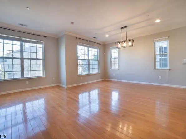 9 Liberty Way, South Bound Brook Boro, NJ 08880