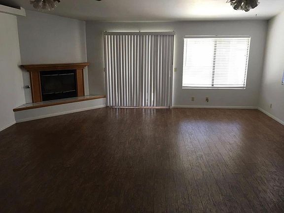 4th image of 13110 Riverview Dr