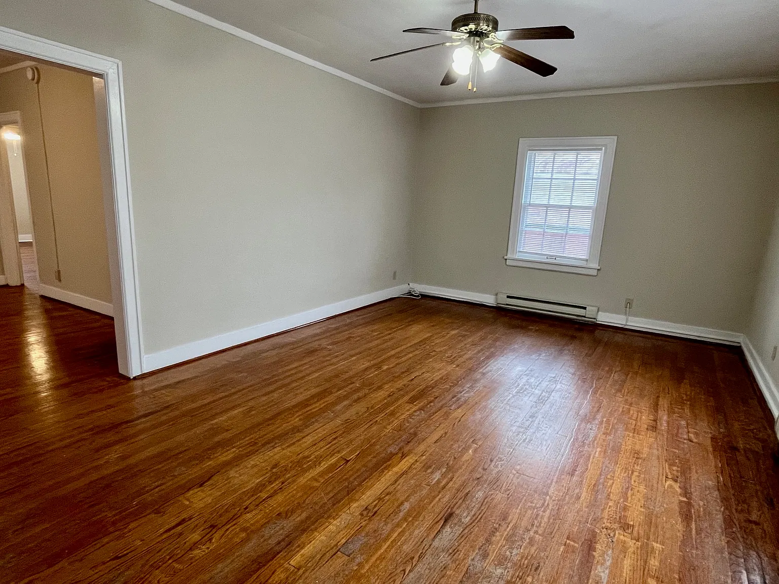 2 bed, $850 — Photo 1