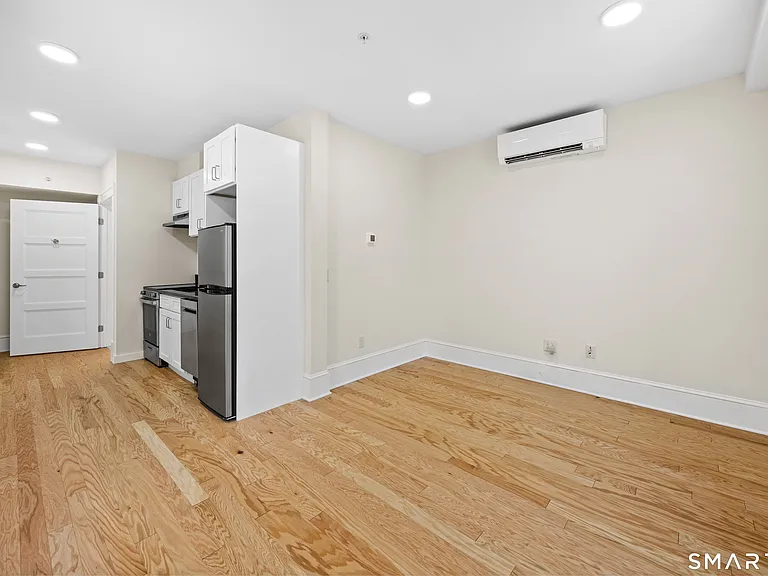 529 Ann Uccello St #304 — Photo 2