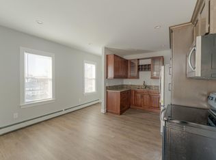 59 Fairlawn Ave FLOOR 3, Woonsocket, RI 02895