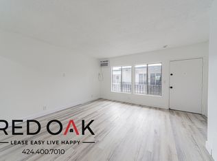 5233 Tilden Ave APT 10, Van Nuys, CA 91401