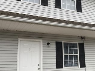 317 Spring St APT 3, London, KY 40741