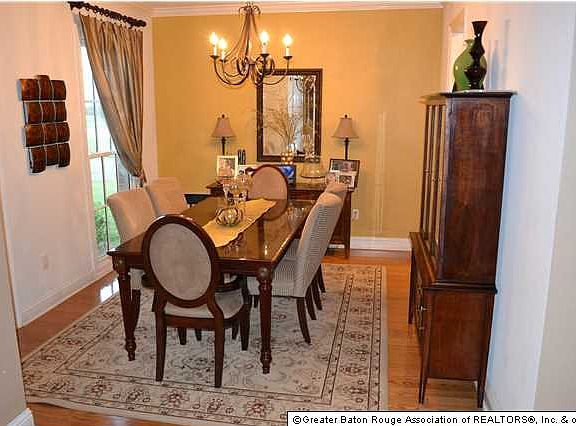 3rd image of 36301 Maplewood Ave
