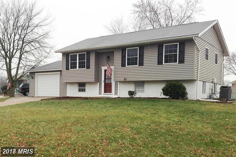 1st image of 8200 Brandon Dr
