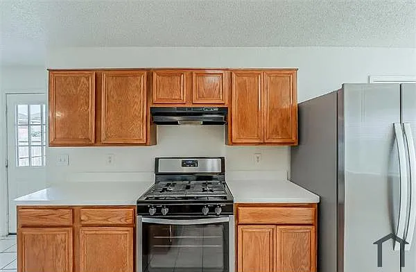 7702 Harbor Dr — Photo 6