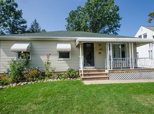 1580 Rush Rd, Wickliffe, OH 44092