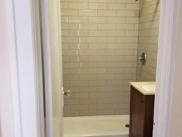 1209 Bush St #5 — Photo 13
