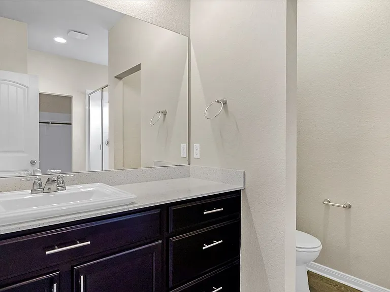 1013 Gaelic Dr — Photo 18